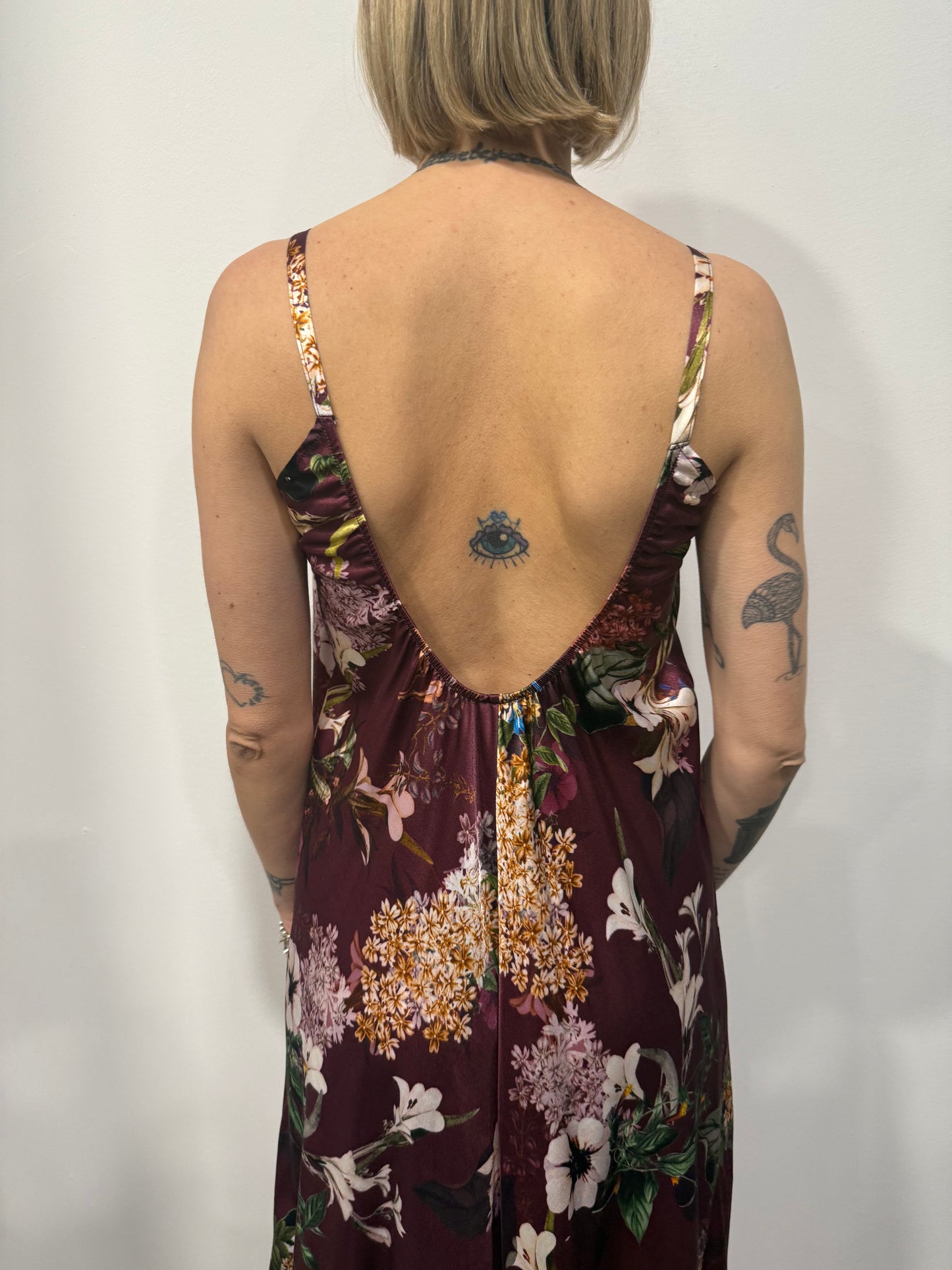 Abito Lila Con Spallina e Scollo Schiena Floreale Bordeaux