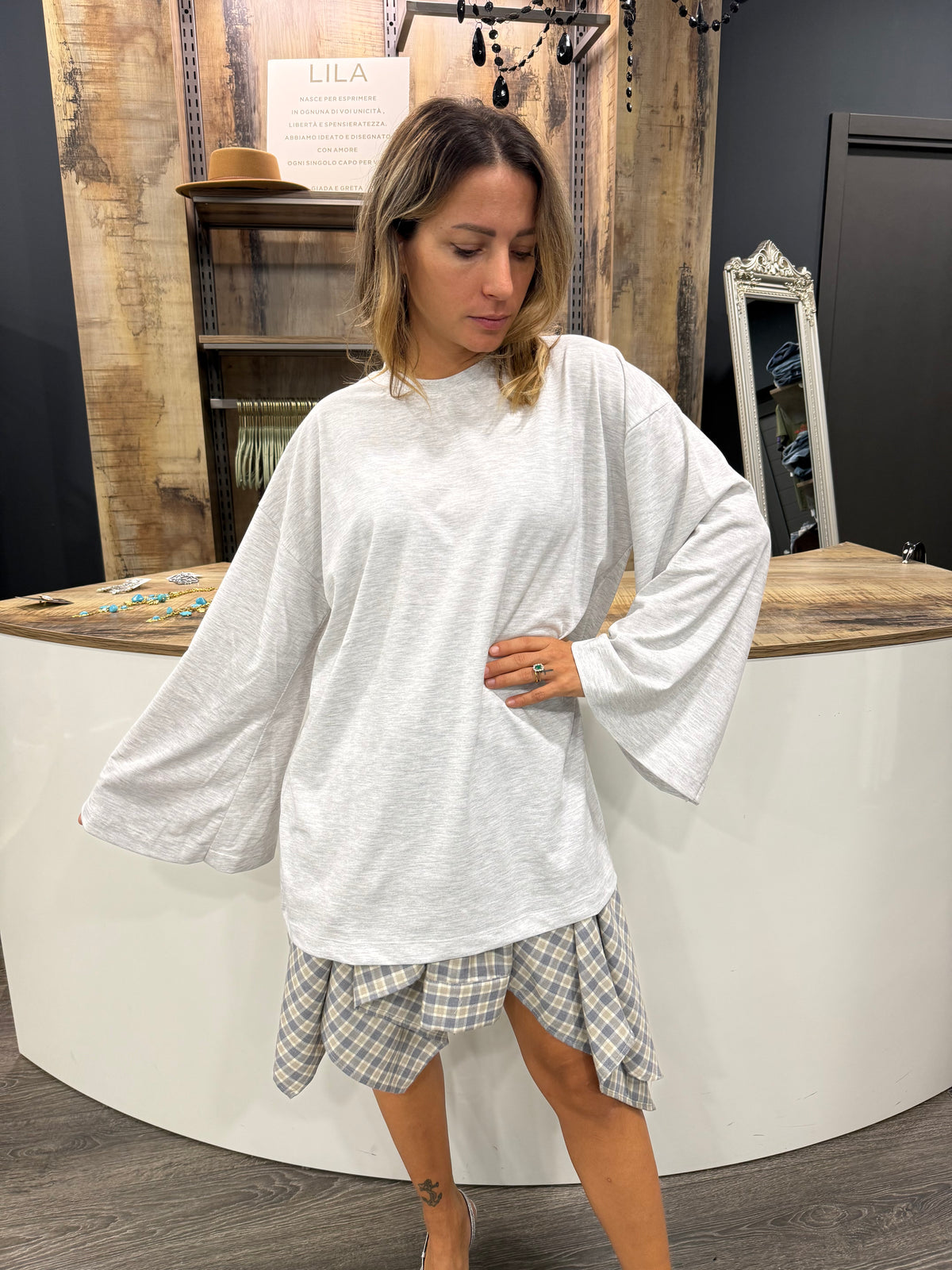 Maglia Vicolo Manica Ampia Grigio Chiaro