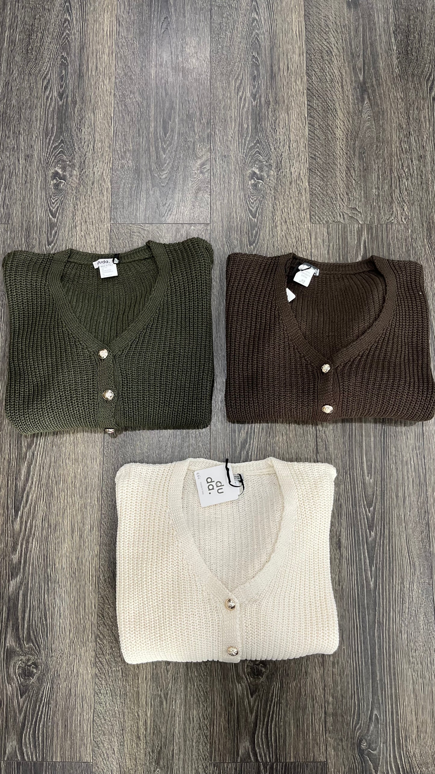 Cardigan Bottoni Oro in Diversi Colori