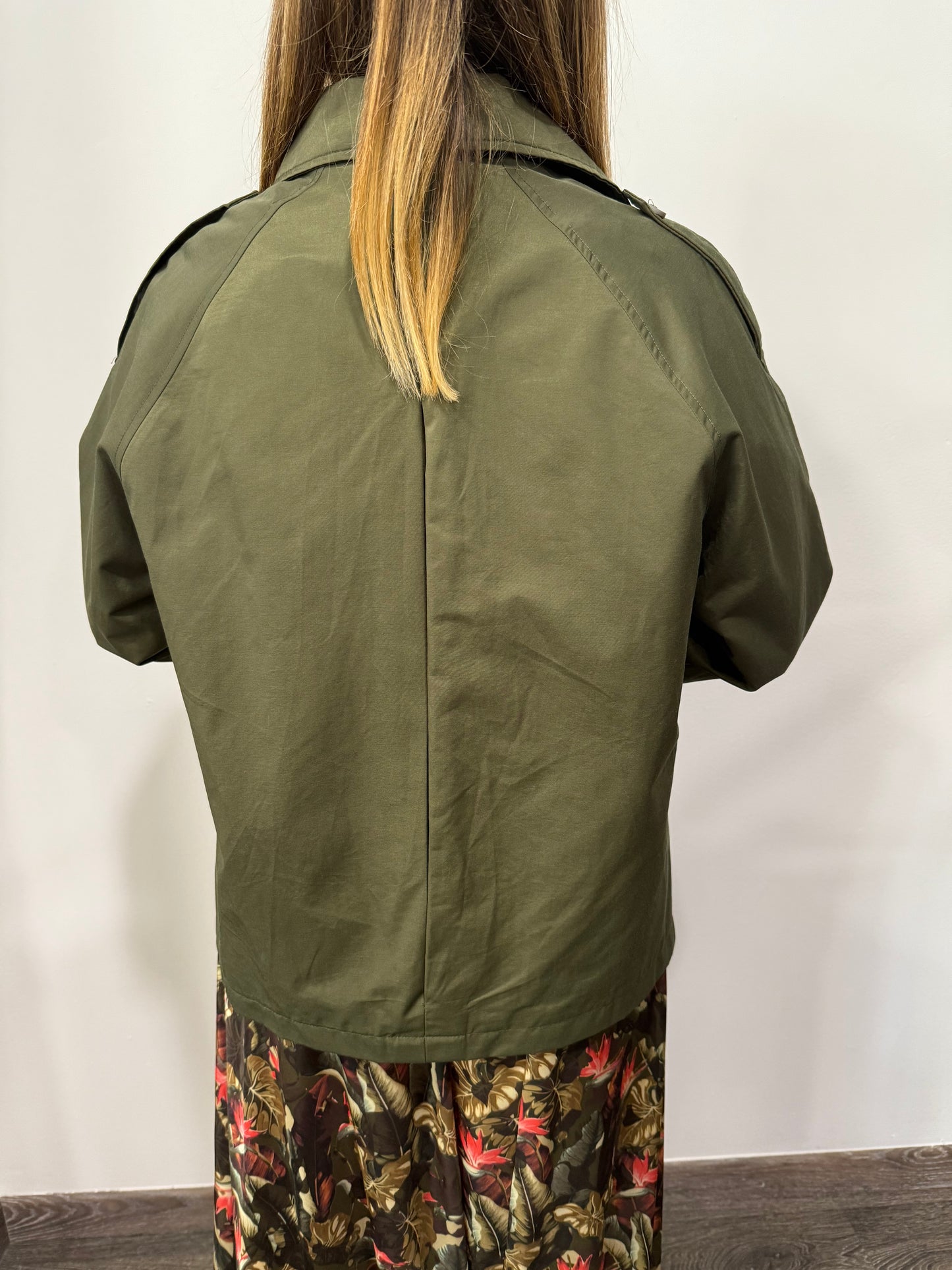 Trench corto Verde militare