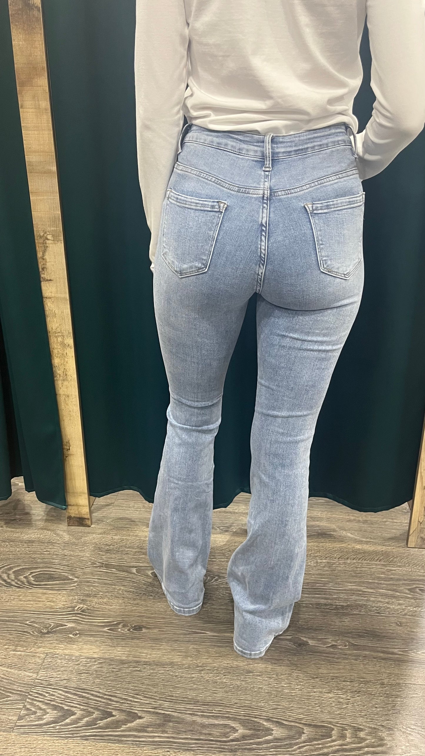 Jeans Zampa Elasticizzato
