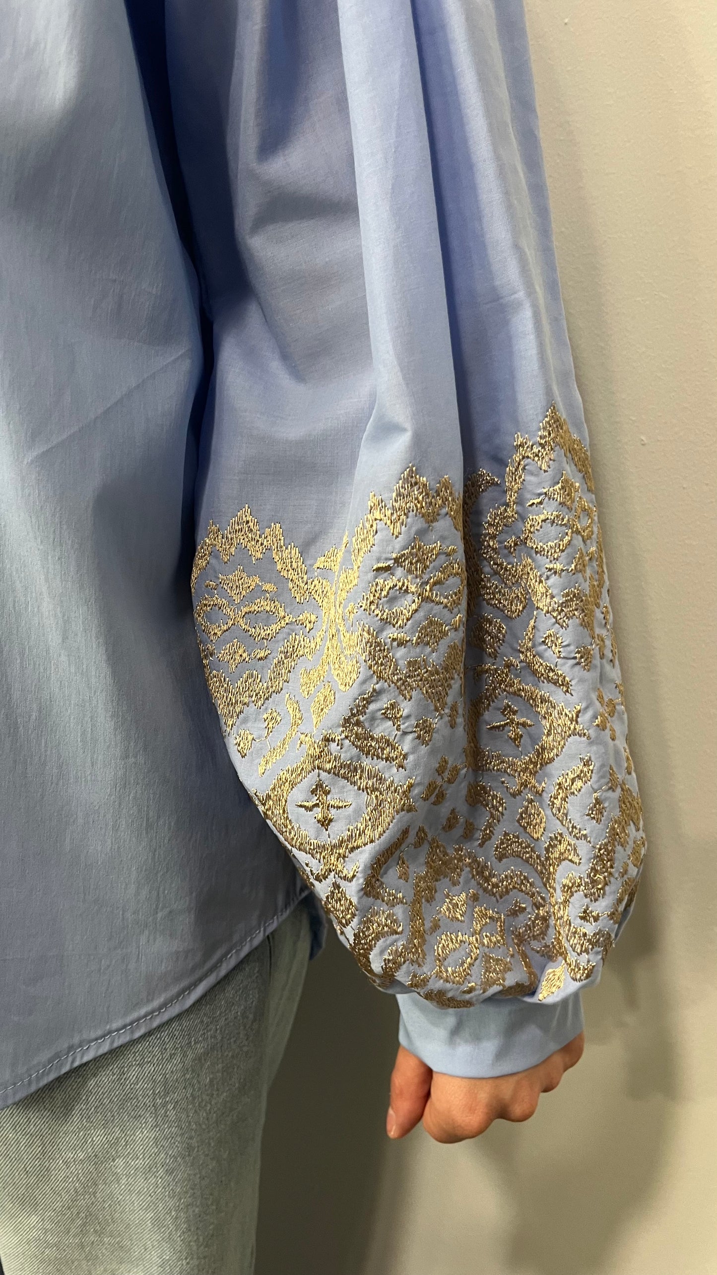Camicia Manica a Sbuffo Ricami