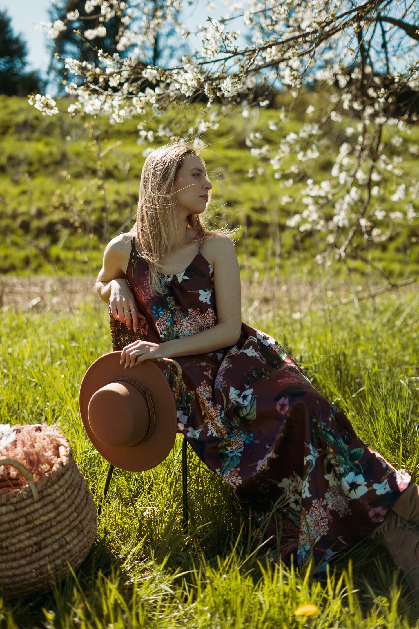 Abito Lila Con Spallina e Scollo Schiena Floreale Bordeaux