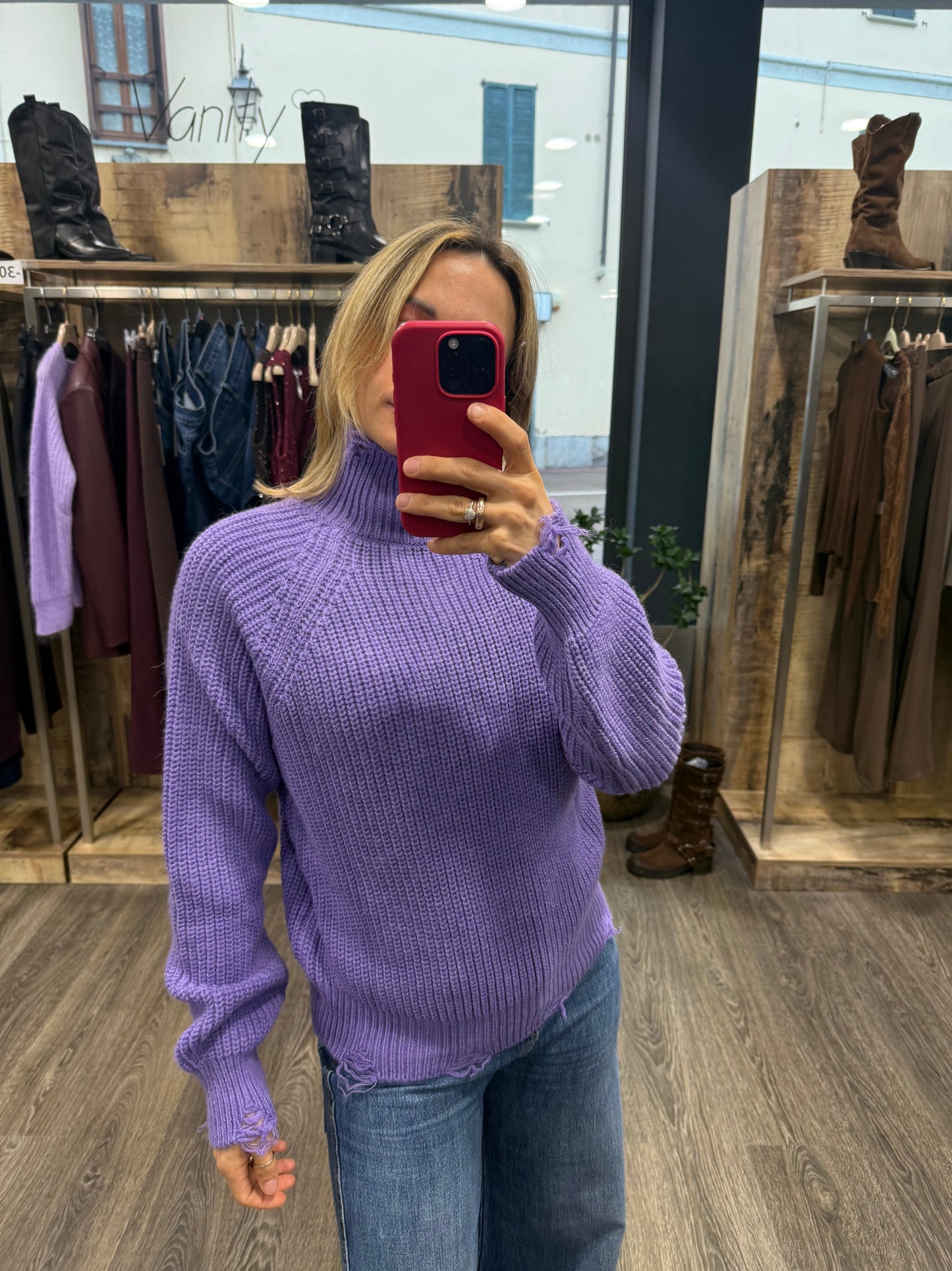 Dolcevita Vicolo Lilla con Strappi