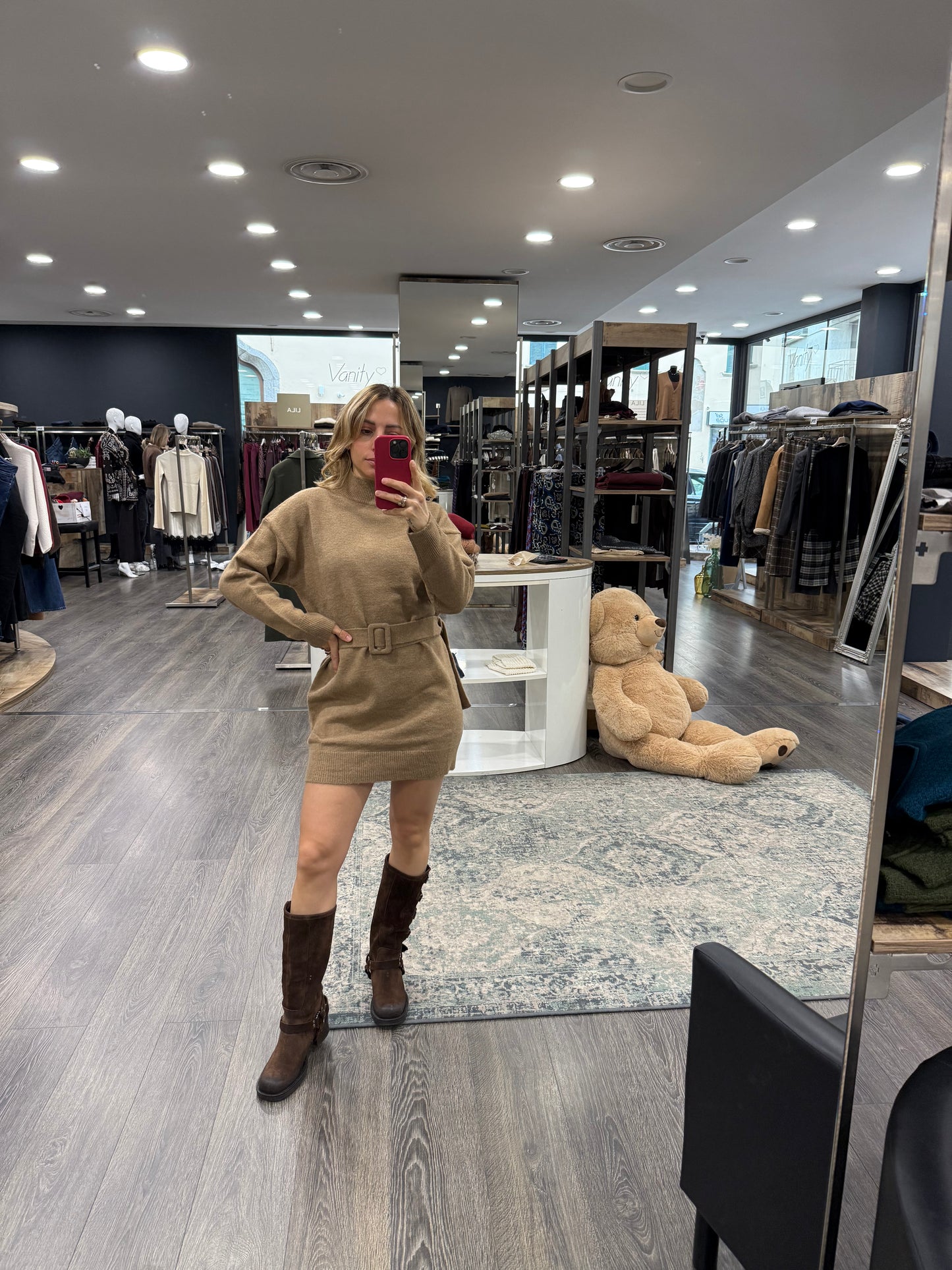 Abito Kontatto in maglia con Cintura