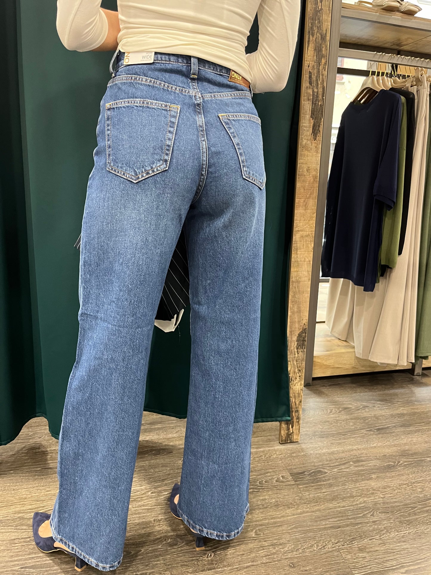 Jeans Only Modello Wide Vita Alta Colorazione Blu