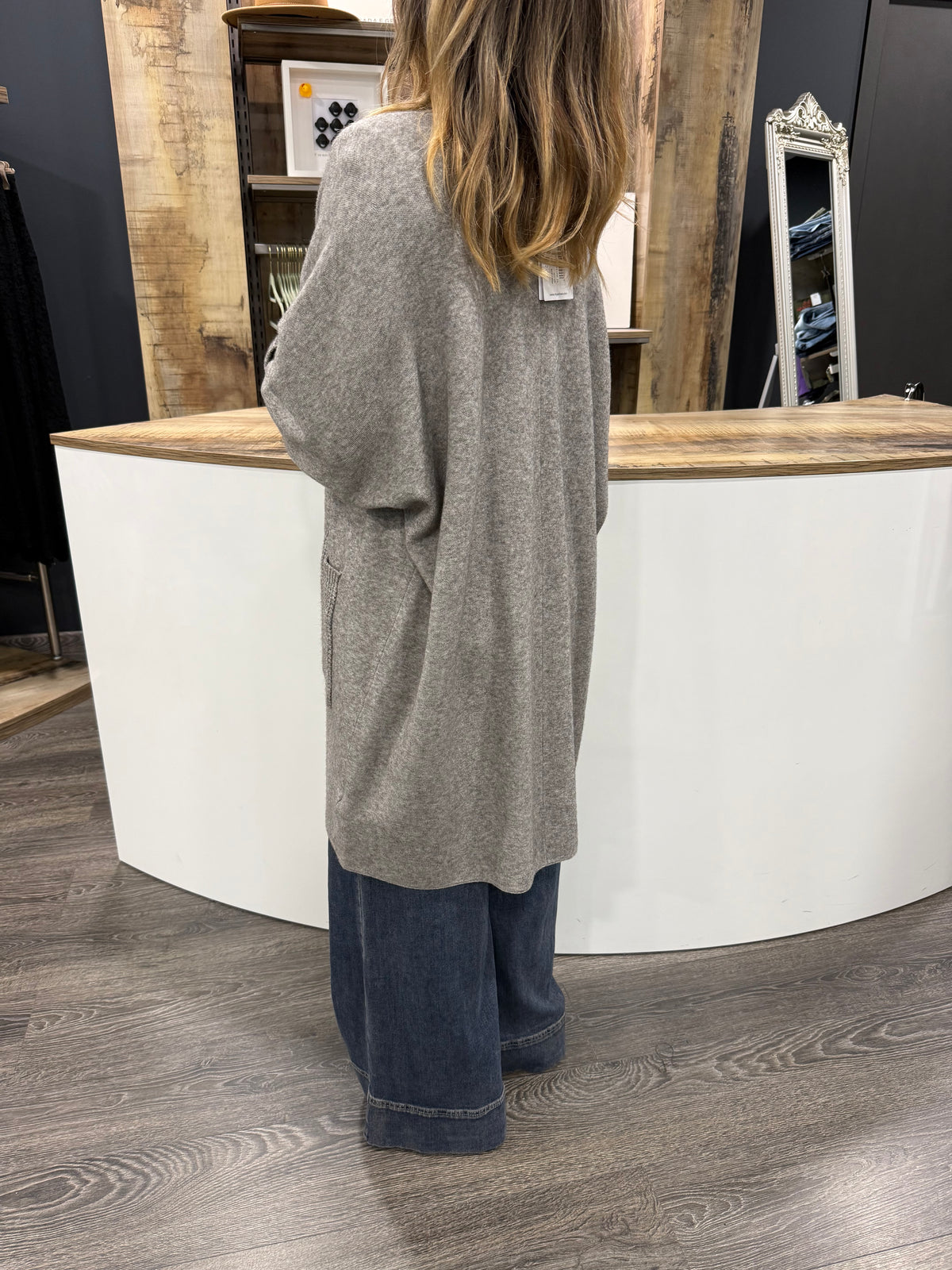 Cardigan con Tasche
