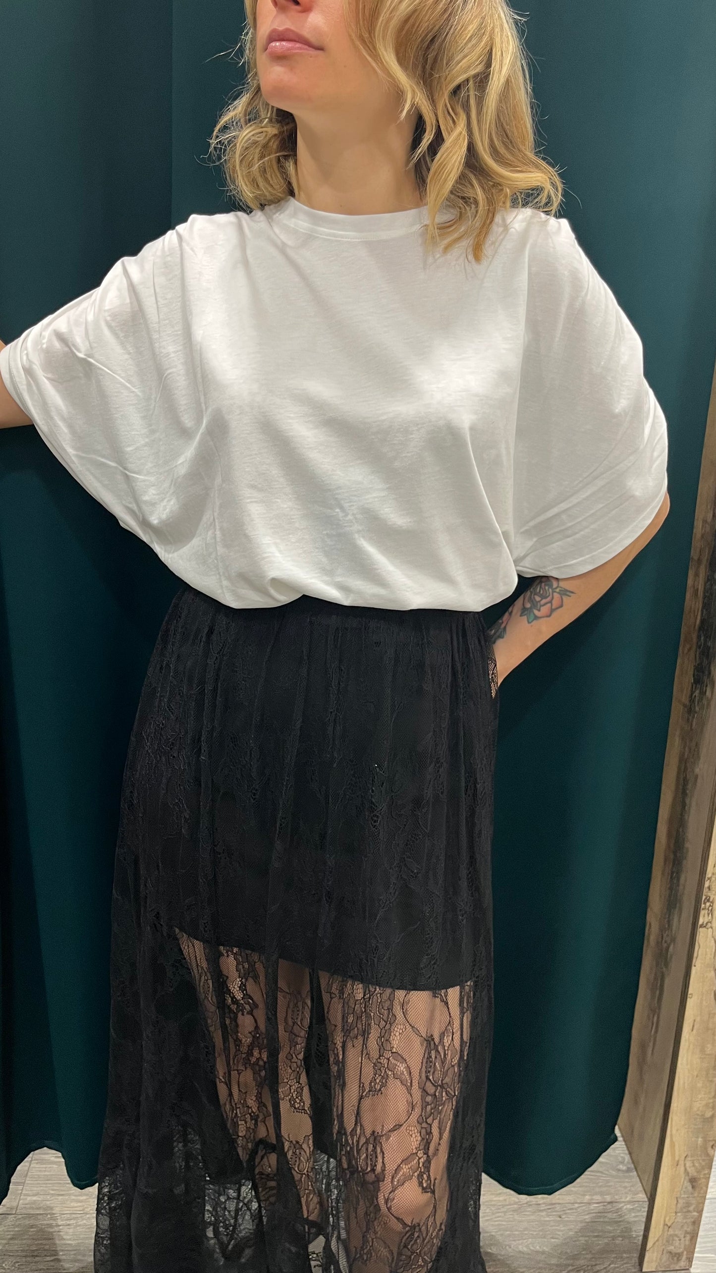 T-shirt Kontatto con Manica Pieghe