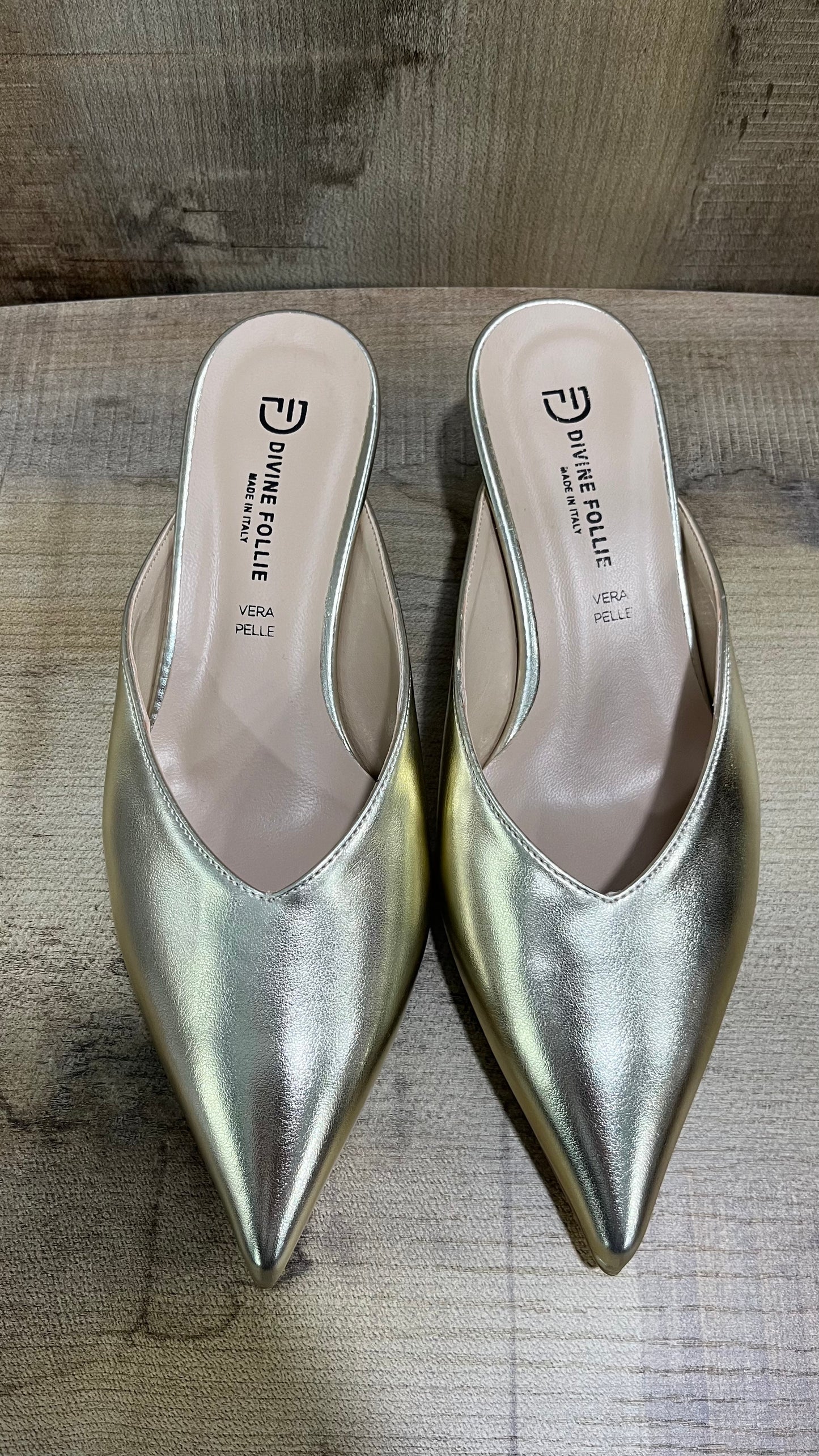 Mules Oro in Pelle