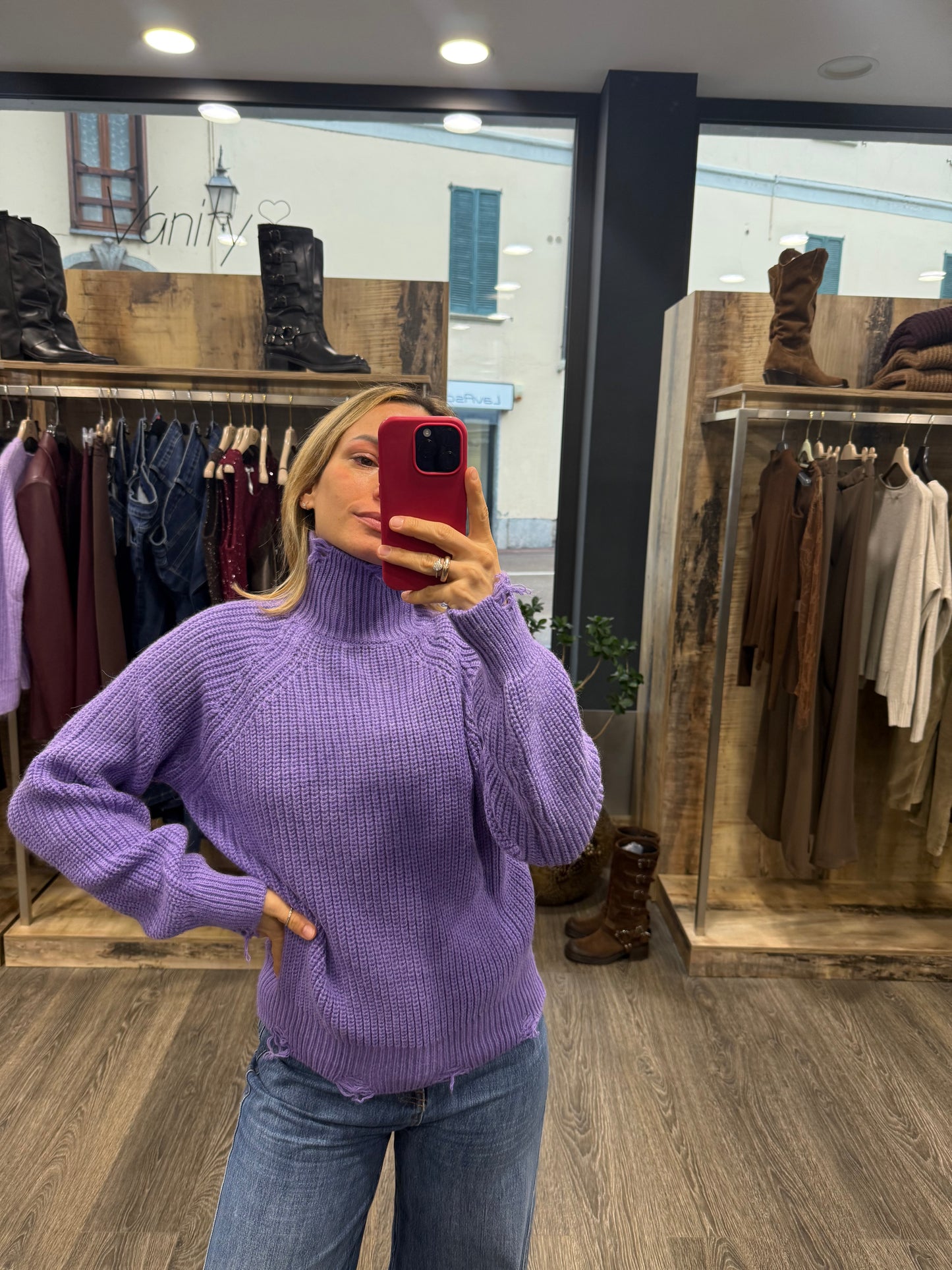 Dolcevita Vicolo Lilla con Strappi