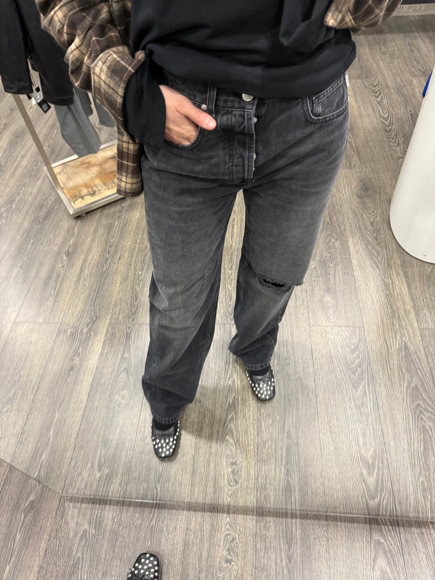 Jeans Vicolo con Strappo
