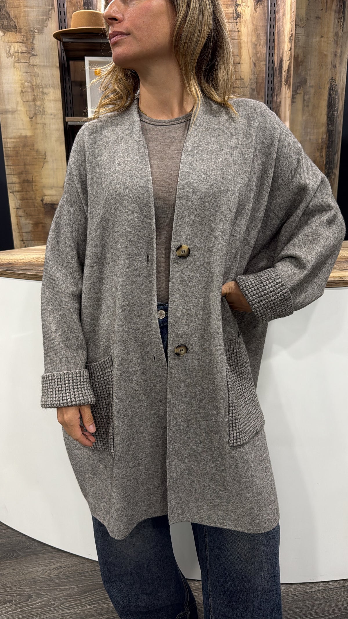 Cardigan con Tasche