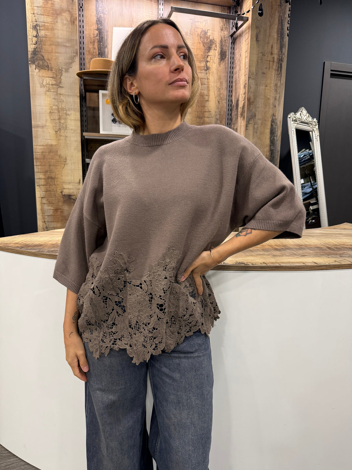 Maglione Dettagli Pizzo