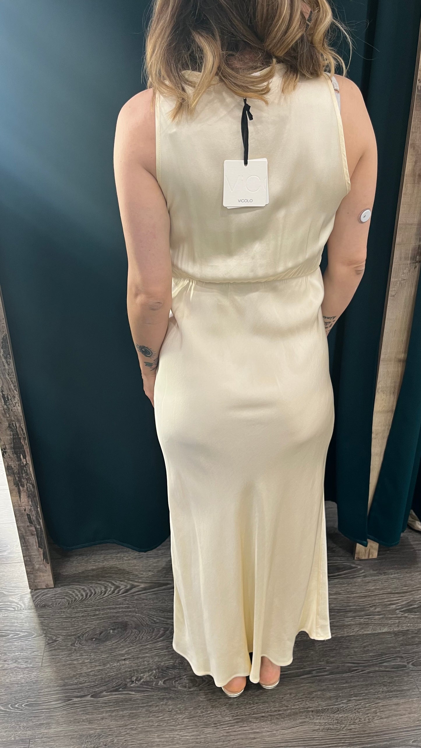 Abito Vicolo Giallo Pastello in Viscosa