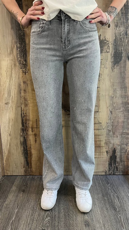 Jeans Grigio Chiaro Con Strass sul Davanti Gamba Dritta