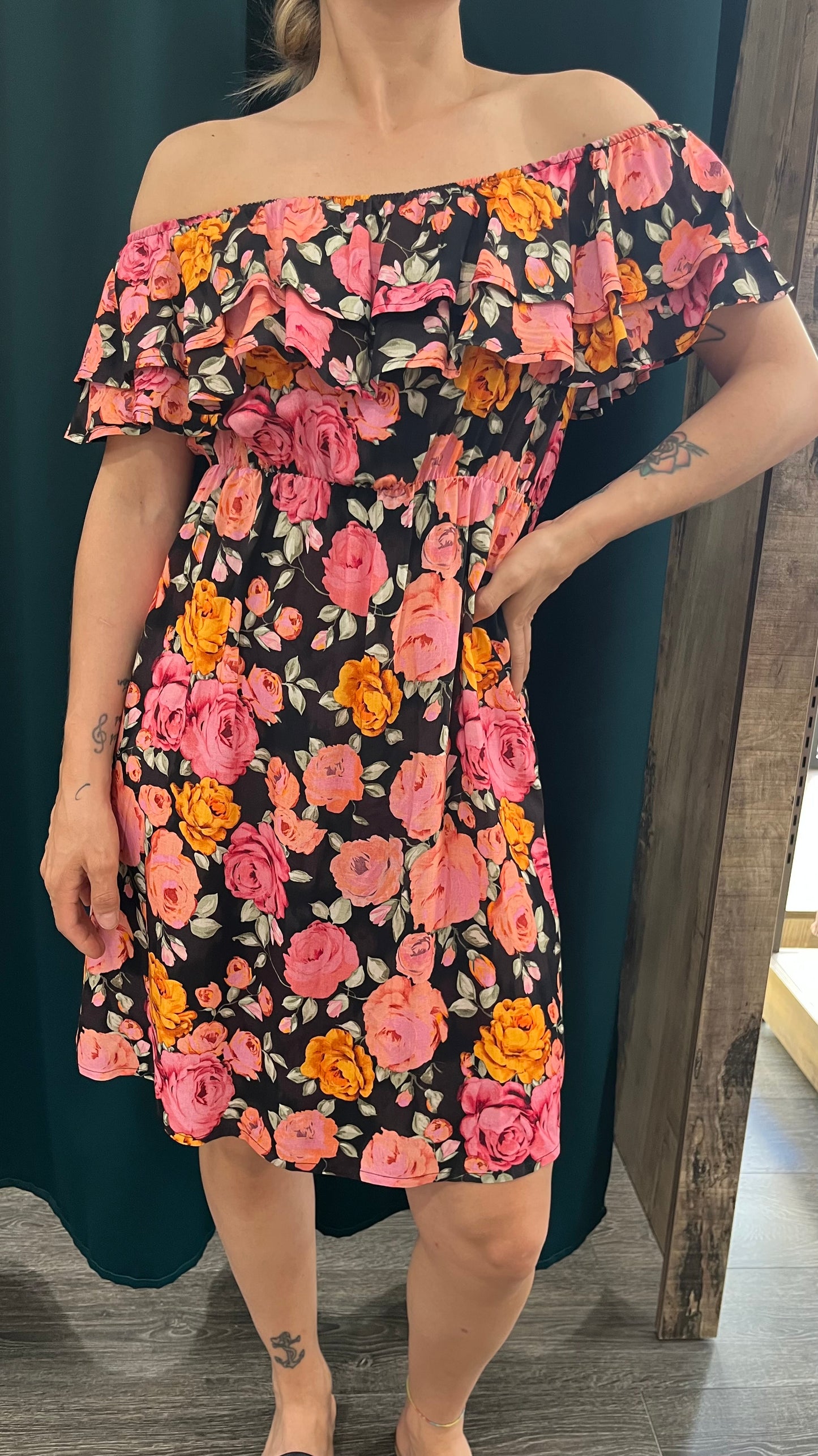 Abito Corto Fiori Kontatto