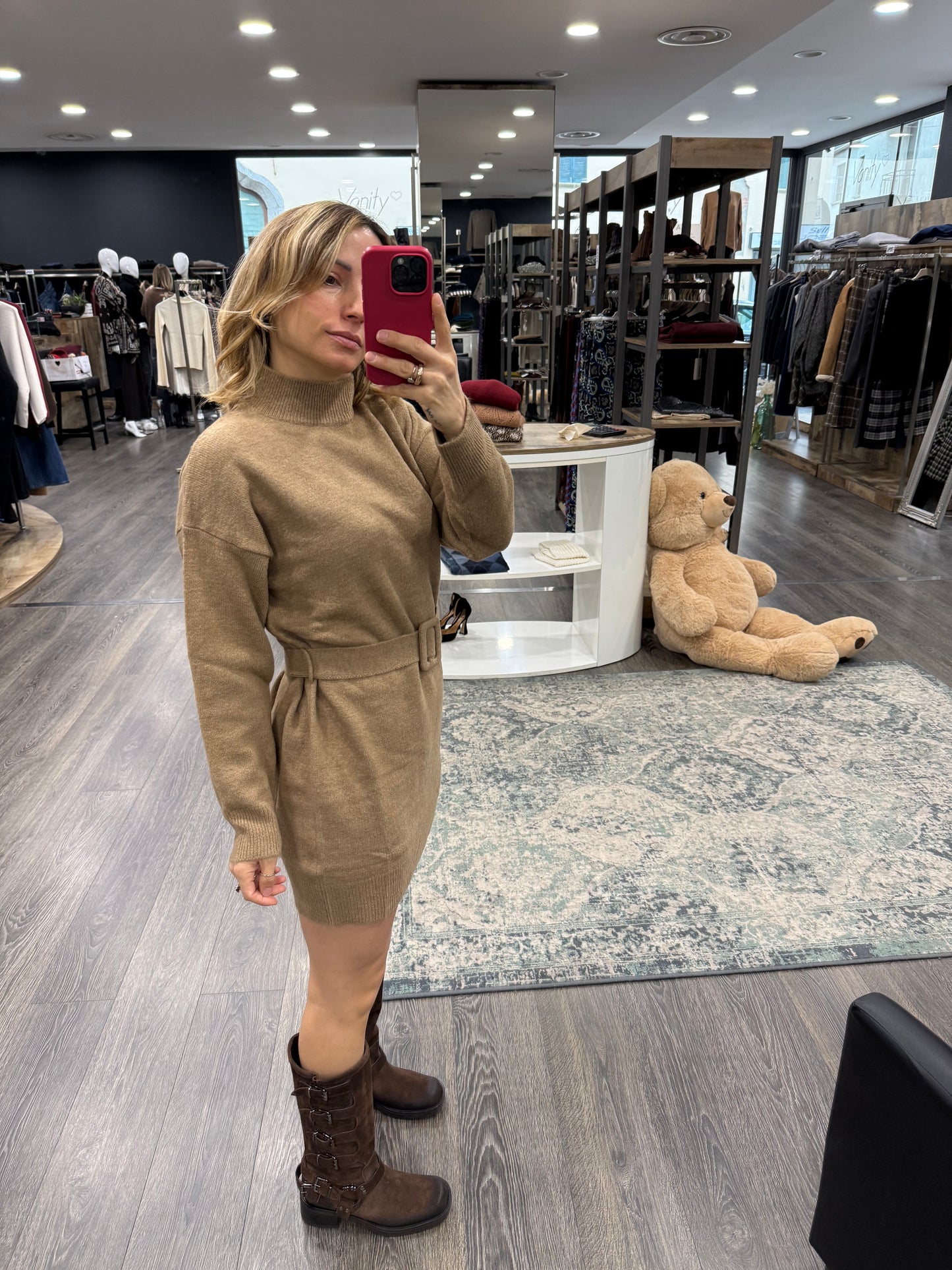 Abito Kontatto in maglia con Cintura