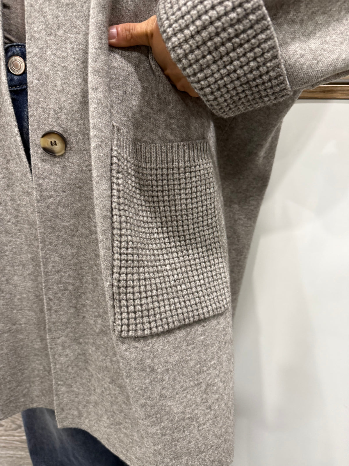 Cardigan con Tasche
