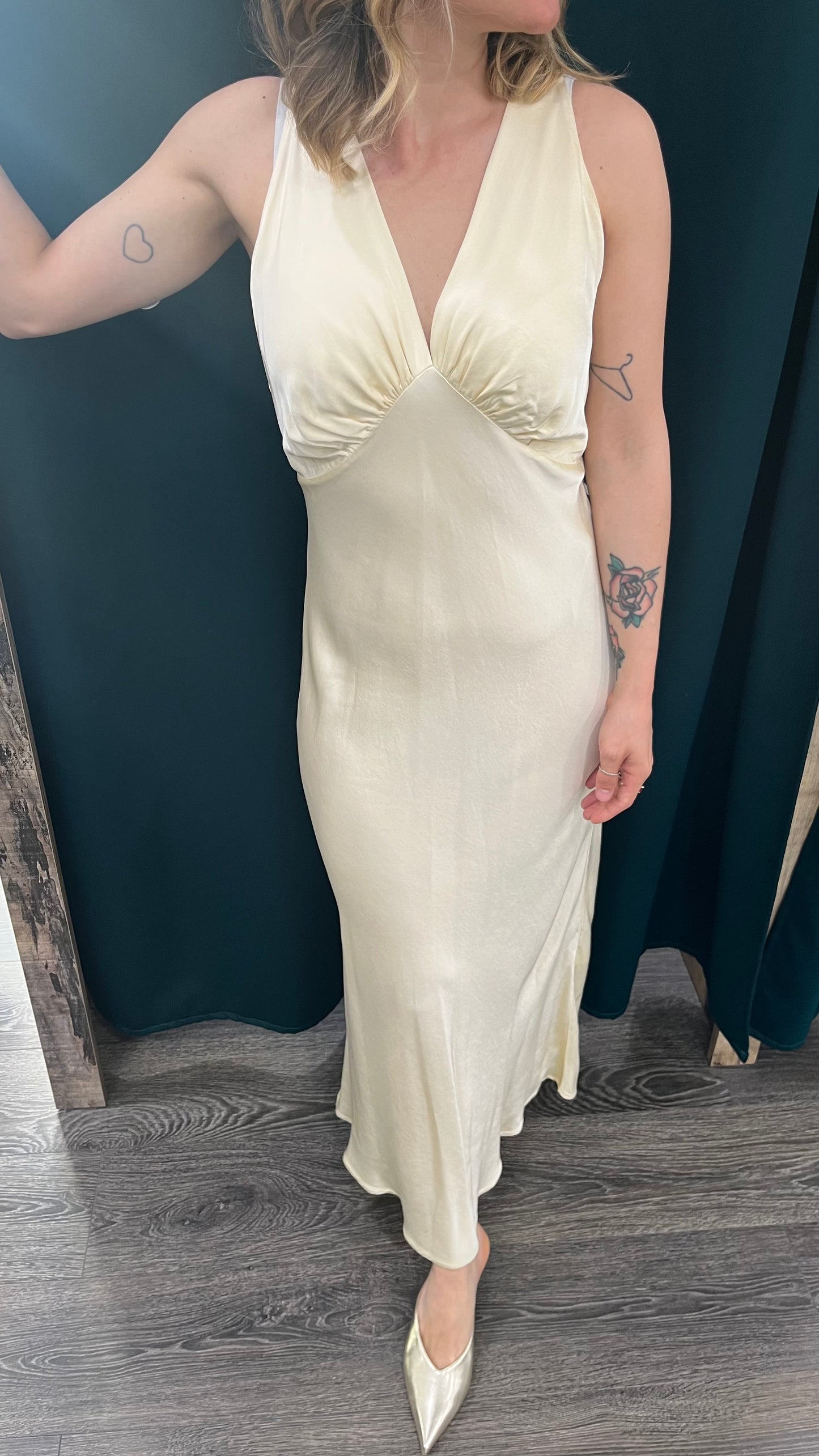 Abito Vicolo Giallo Pastello in Viscosa