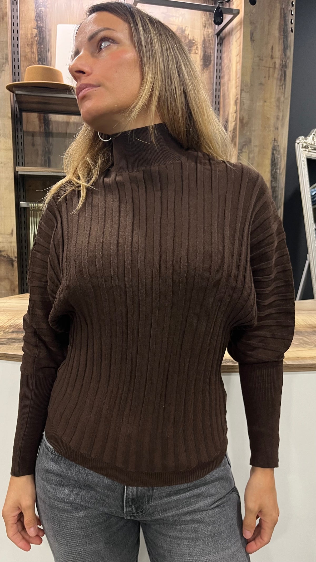 Maglia Lupetto Costine e manica Pipistrello