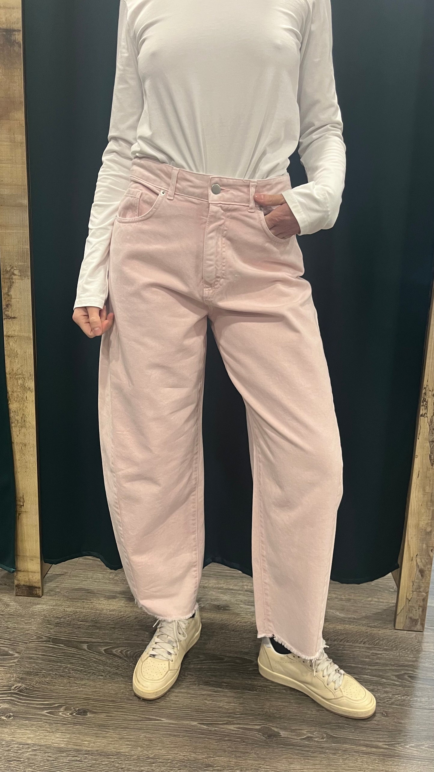 pantaloni Modello Baloon Rosa