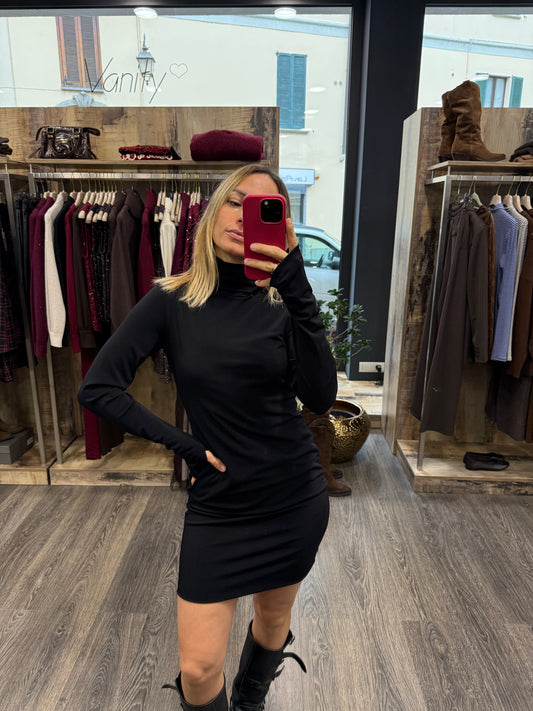 Abito Nero Vicolo Dolcevita