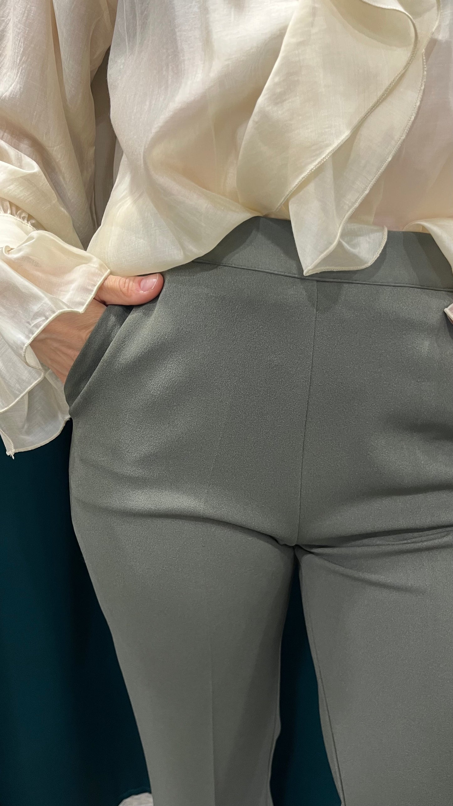 Pantaloni a zampa Verde militare