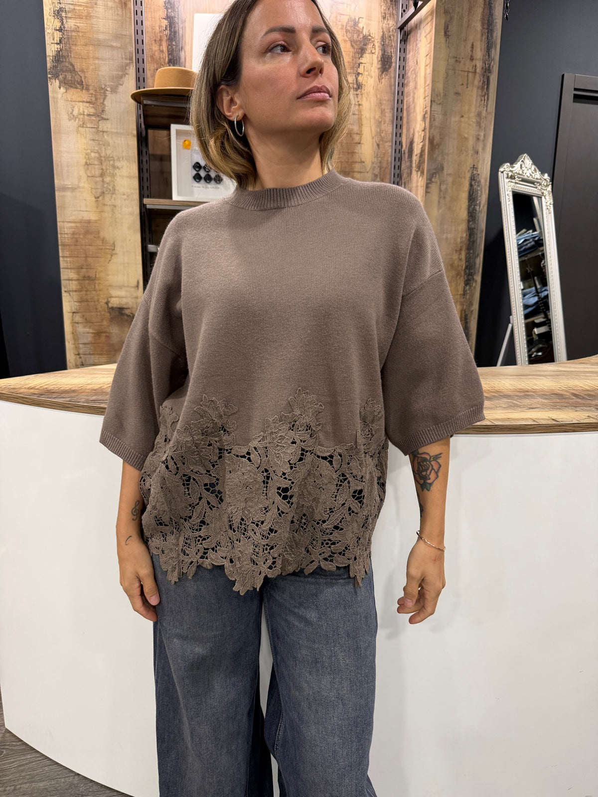 Maglione Dettagli Pizzo