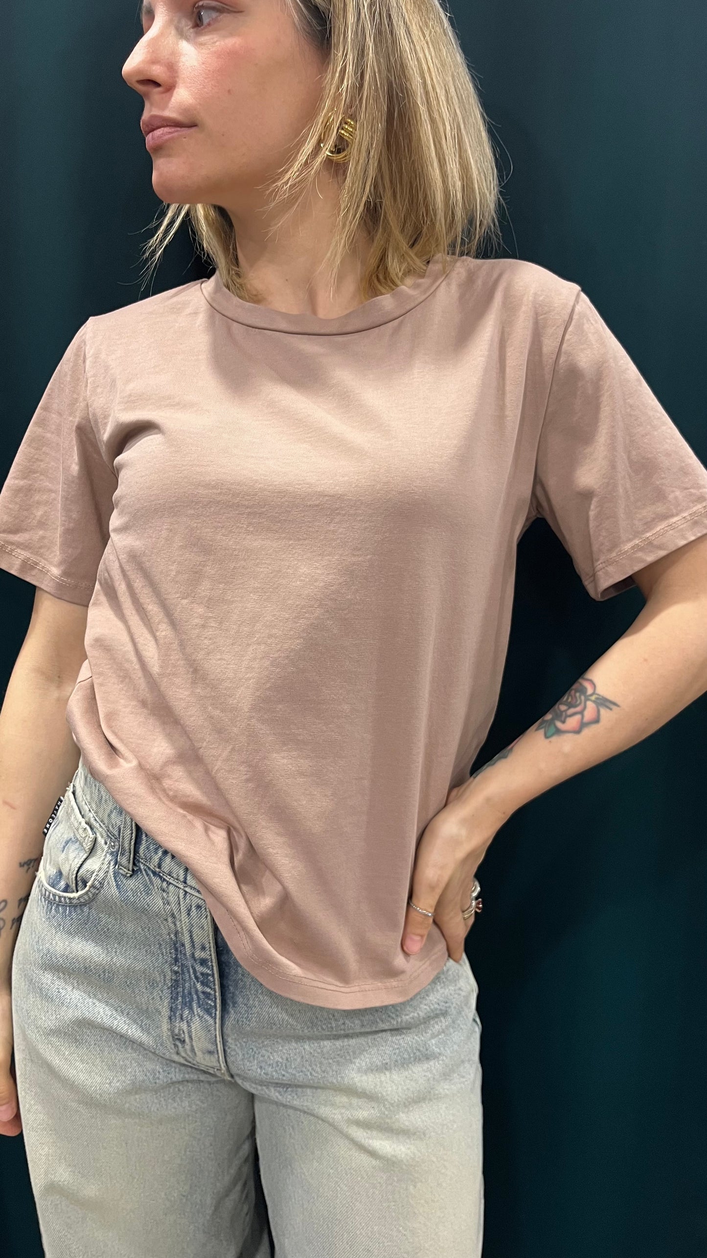 T-Shirt Basica in Diversi Colori