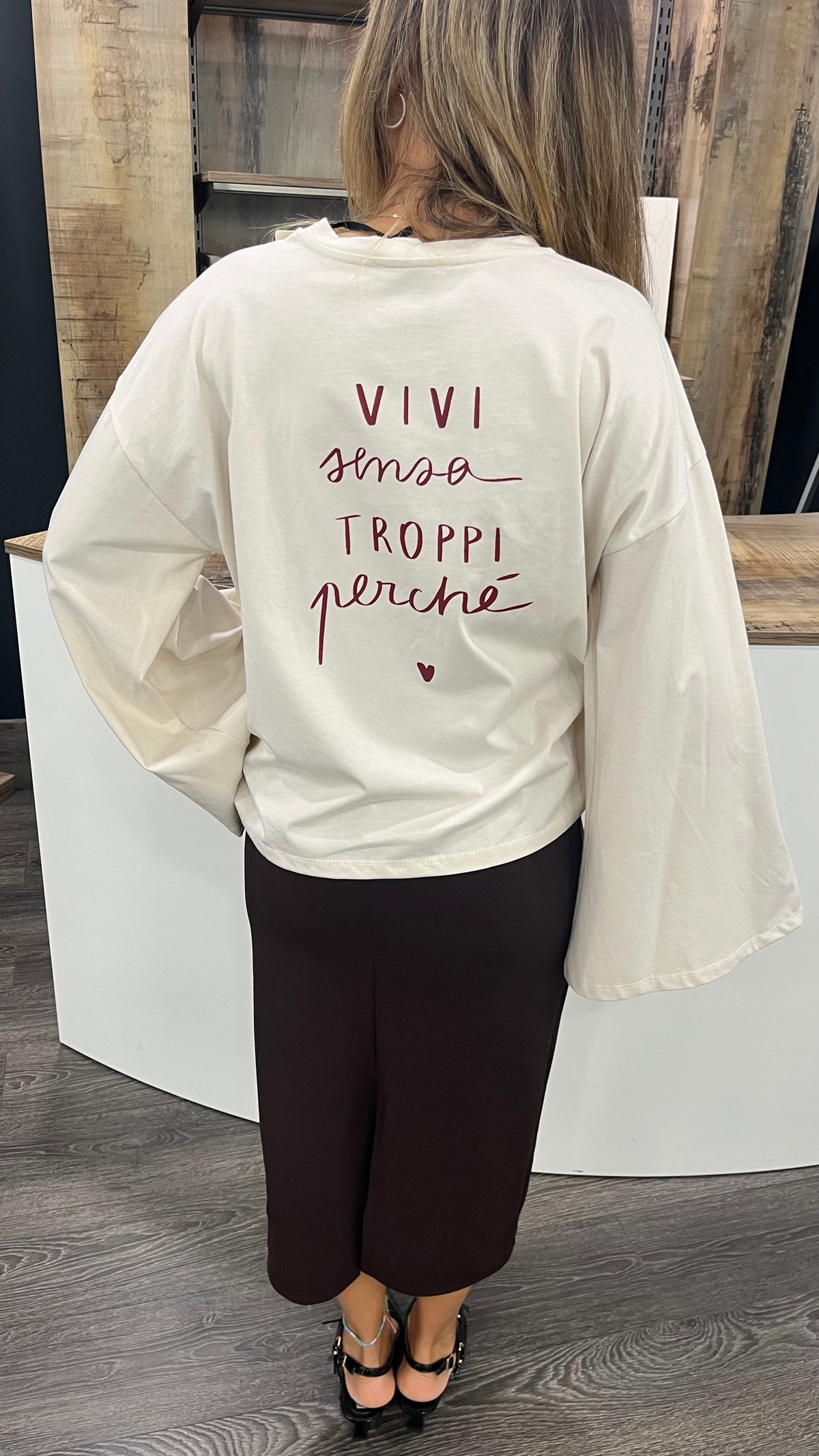 Maglia Vicolo “Vivi senza troppi perchè” Panna