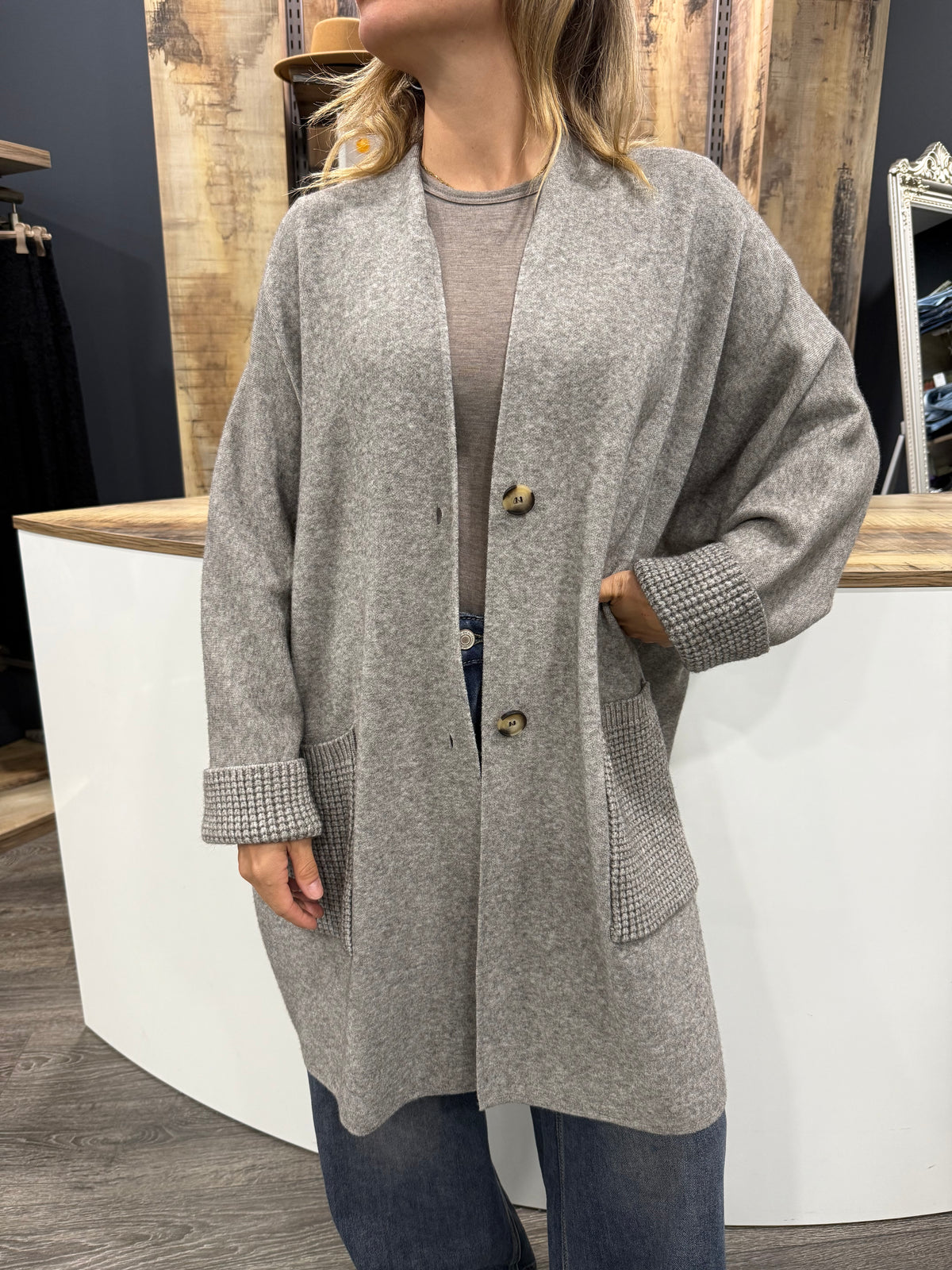 Cardigan con Tasche
