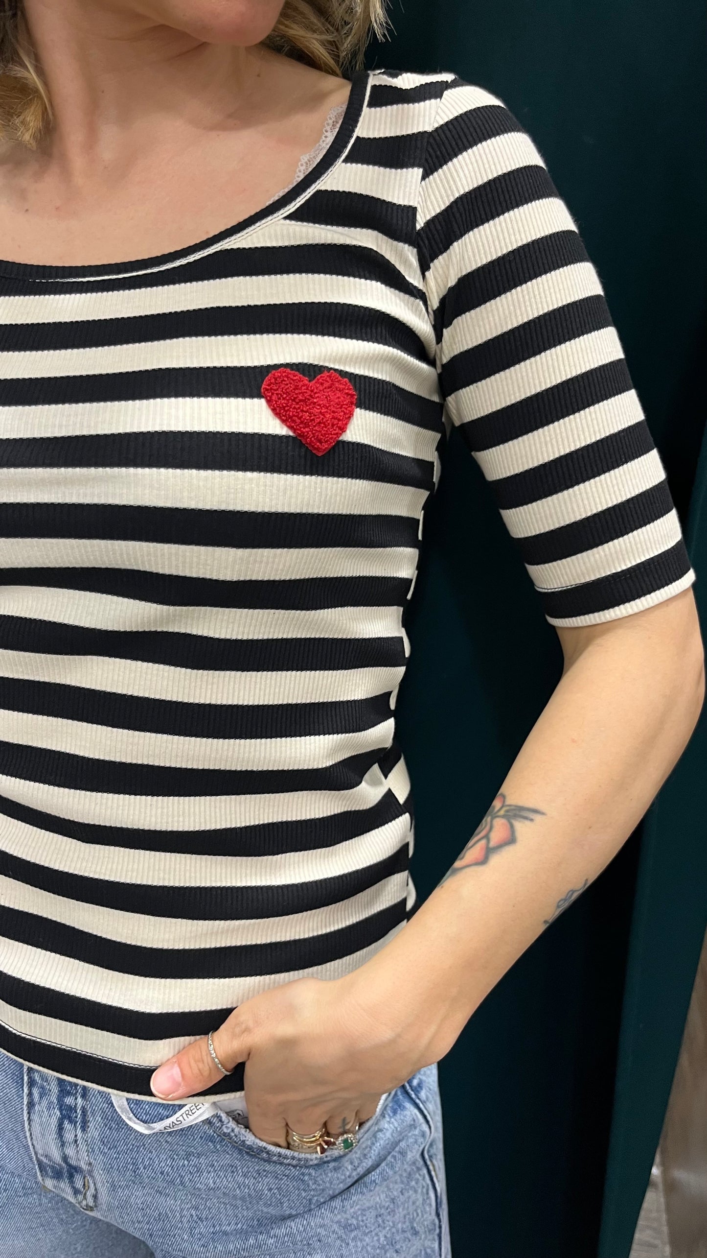 T-shirt righe Vicolo cuore