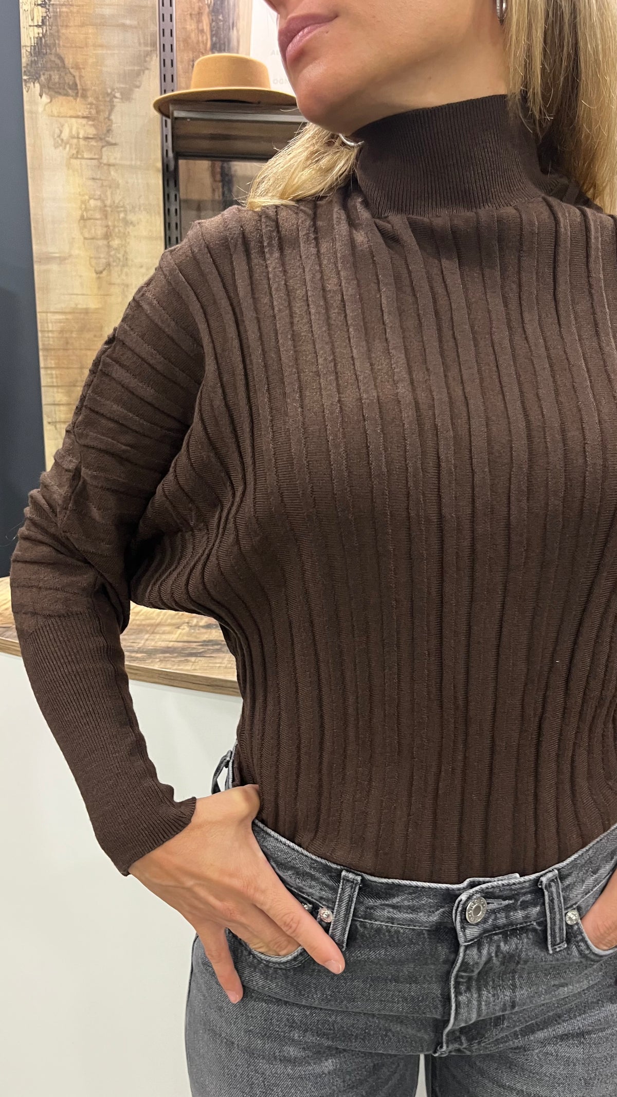 Maglia Lupetto Costine e manica Pipistrello