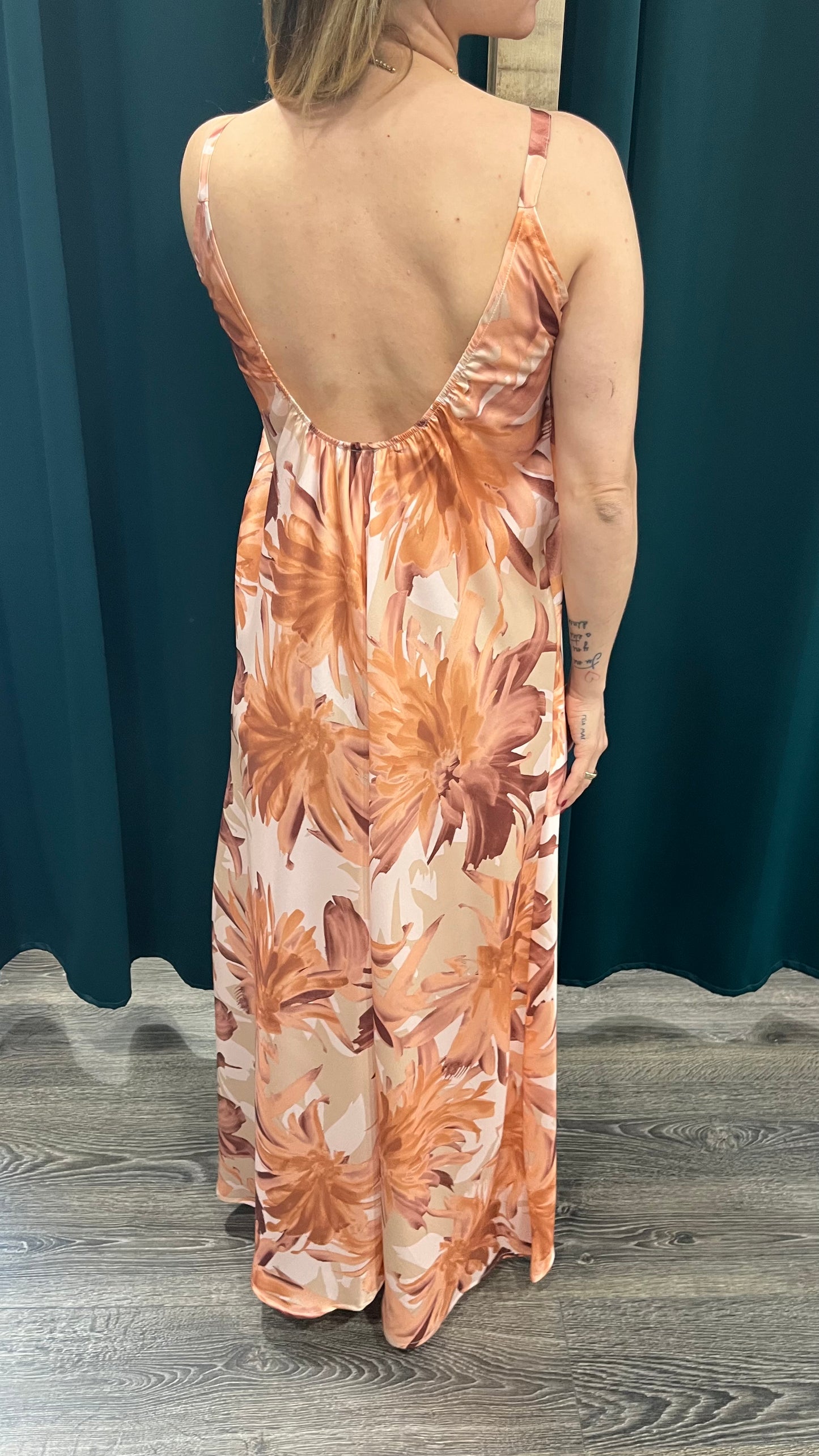 Abito Lila Fiori Schiena nuda