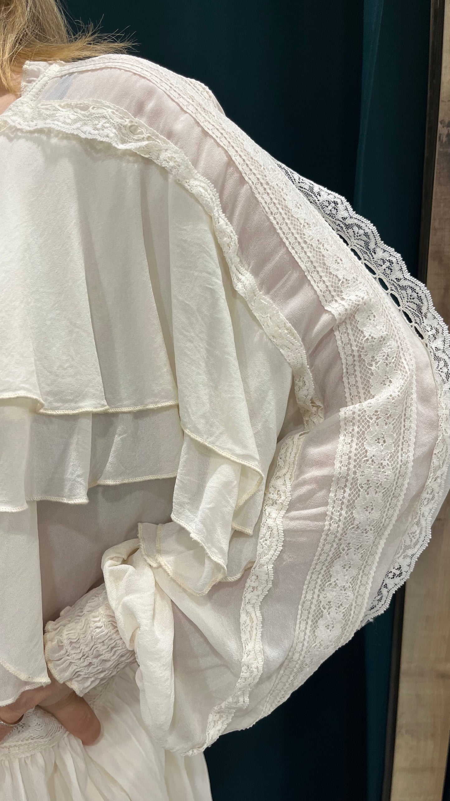 Camicia Rouches Kontatto in Viscosa Panna