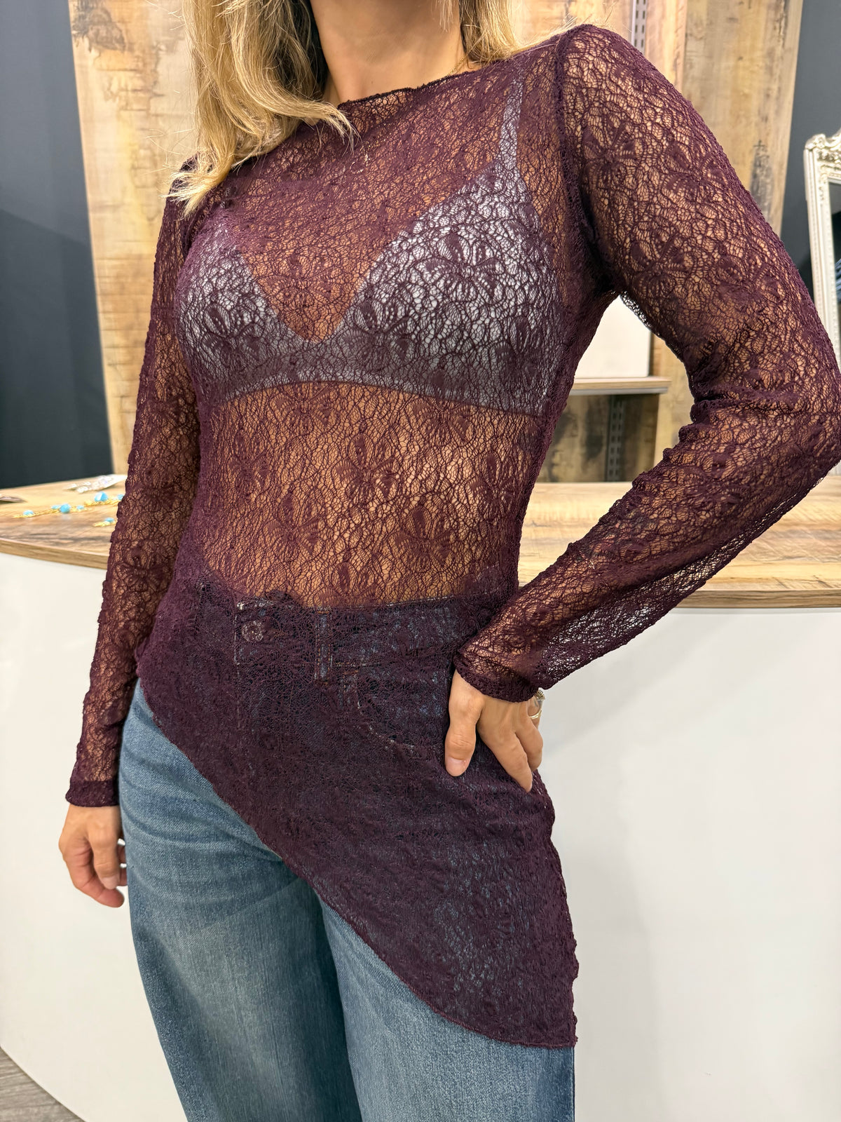 Maglia in pizzo Taglio diagonale