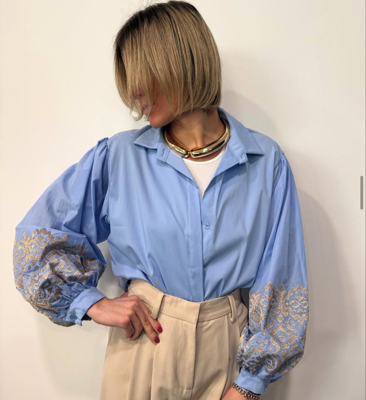Camicia Manica a Sbuffo Ricami